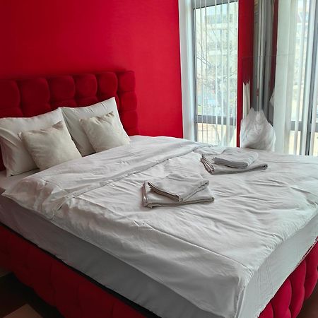 2 Bedrooms Apartment. プロヴディフ エクステリア 写真
